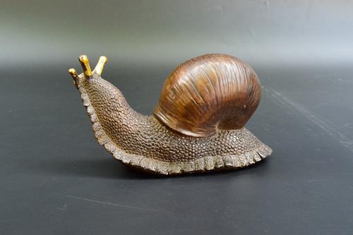 銅雕藝術品為什么會生銹？